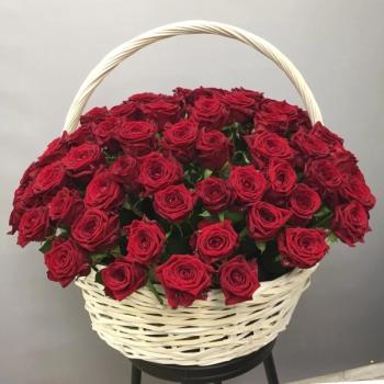 Букет Корзина с 115 розами код  153223